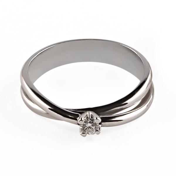 14 karátos fehér arany brill gyűrű. Tisztasága és színe a nemzetközi besorolás szerint: vs,g, nagysága 0,08ct.