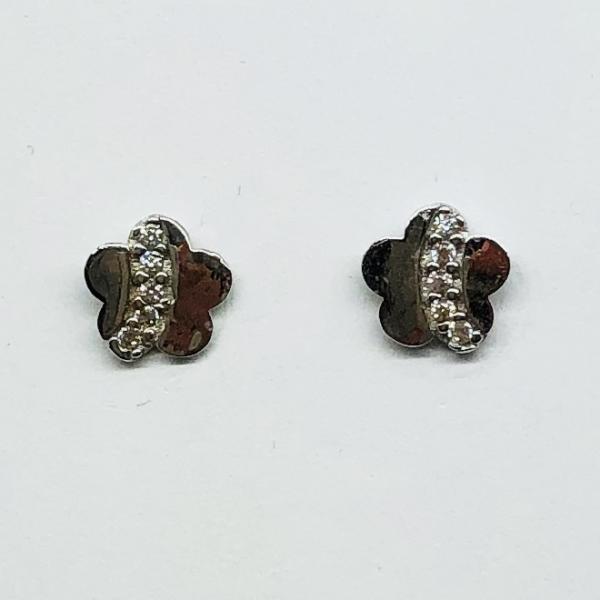 14 karátos fehér arany cirkónia köves fülbevaló. A fülbevaló súlya 0,9gr.