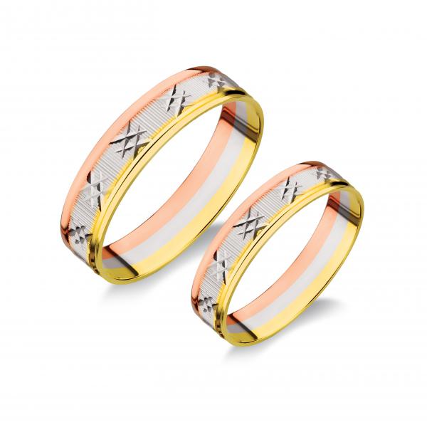 3színű, sárga,vörös és fehér. Felülete matt és fényes. Gépi vésett.  A fehér rhodiummal bevont.