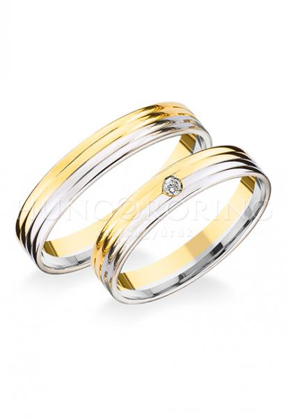 Különleges öntési eljárással, forrasztás nélkül készül! Választható egy színből: fehér, sárga, vörös, vagy ezekből tetszés szerint két szín. Felülete matt. Tetszés szerinti kövezéssel (cirkónia vagy brill). Belül finoman hajlított (domború). A gyűrűk szélessége 4 mm. Átlag súly (egy párra értendő) 7,6 gr.